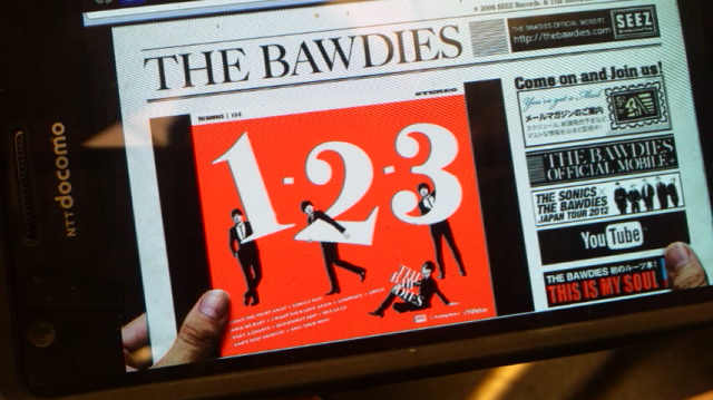 『THE BAWDIES』