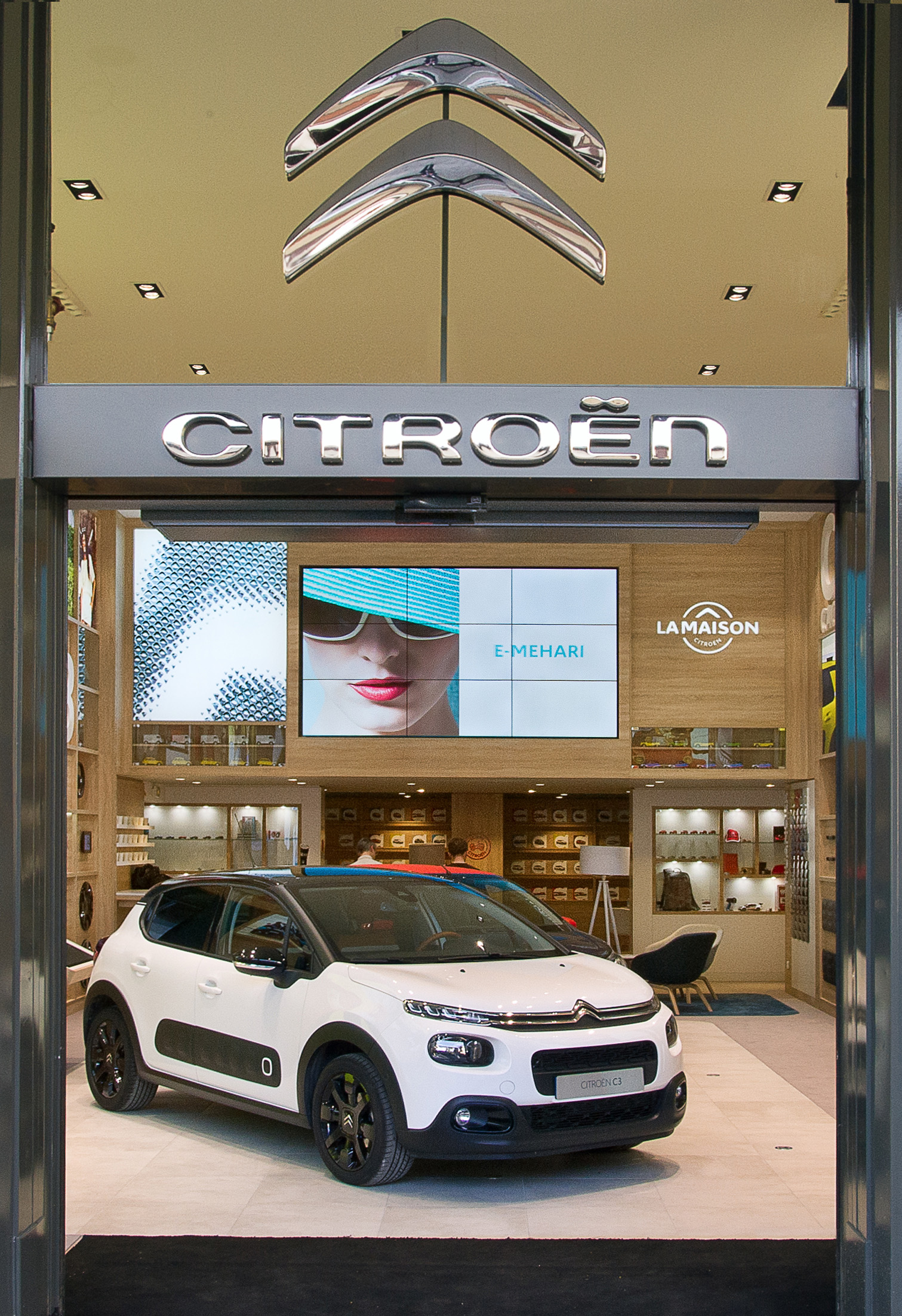  ‘La Maison Citroën’ へようこそ。
